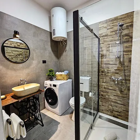 Santina Apartment