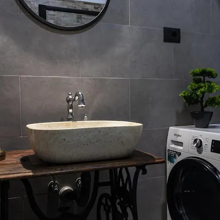 Santina Apartman Pula